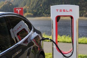 tesla aandeel aandelen kopen advies informatie